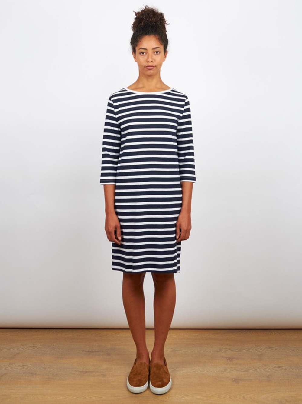 Kowtow Organic Cotton Striped Navy and White Boatneck Shift Dress M
